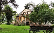 Gartenseitiger Blick auf das Gutshaus/Schloss Groß Mehßow., Foto: Jan Hornhauer, Lizenz: Stadt Calau