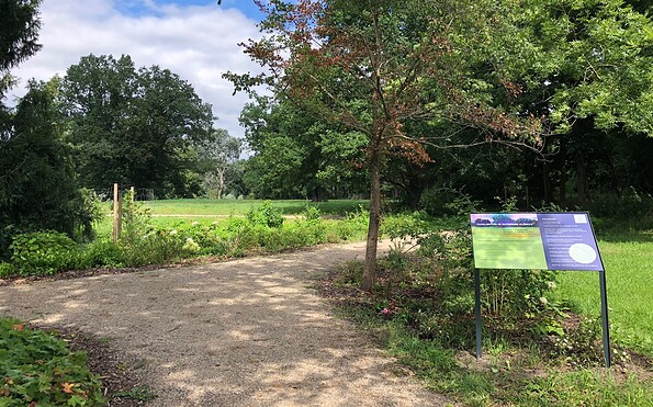 Eingang zum Park, Foto: P. Frehn, Lizenz: Wirtschaftsfördergesellschaft Prignitz mbH