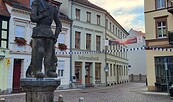 Stadtinformation Perleberg mit Roland, Foto: Stadt Perleberg, Foto: Nicole Drescher, Lizenz: Stadt Perleberg
