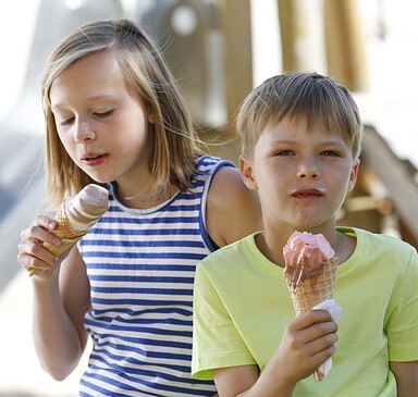 Kinder mit Eis, Foto: Kai Hüttner, Lizenz: Kai Hüttner