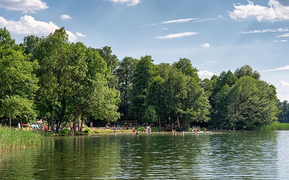 Baden im Scharmützelsee beim Cecilienpark, Foto: Florian Läufer, Lizenz: Seenland Oder-Spree