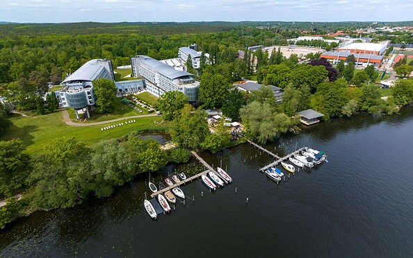 Kongresshotel Potsdam - Luftaufnahme, Foto: Jan-Leo Kaak, Lizenz: Kongresshotel Potsdam
