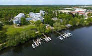 Kongresshotel Potsdam mit Bootsanleger Luftaufnahme , Foto: Jan-Leo Kaak, Lizenz: Kongresshotel Potsdam