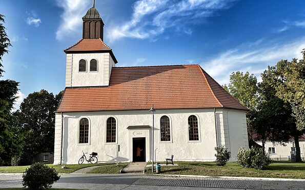 Kirche Mixdorf, Foto: Constanze Mikeska