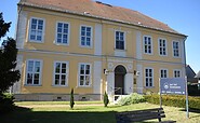 Außenansicht, Gutshaus Protzen mit Museum, Foto: Andrina Loewe, Lizenz: Gemeinde Fehrbellin