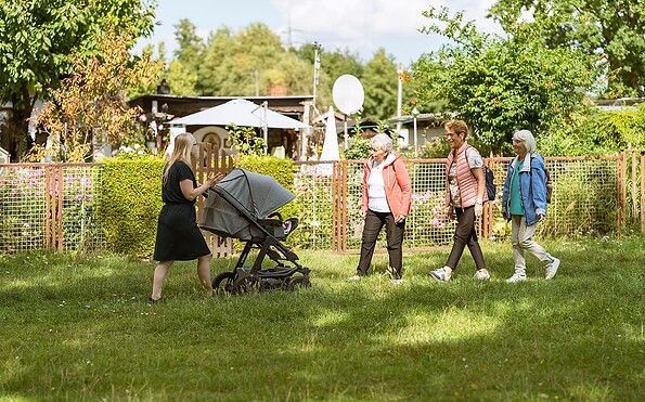 An encounter whilst out for a walk, Foto: Steffen Lehmann, Lizenz: TMB Tourismus-Marketing Brandenburg GmbH