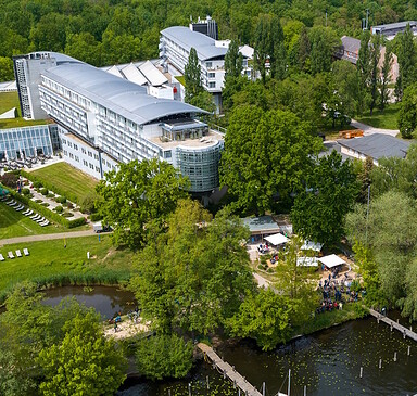 Luftaufnahme Sommer, Foto: Jan Leo Kaak, Lizenz: Kongresshotel Potsdam