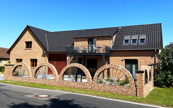 Exterior view: From steamboat to sailing ship, Foto: Ulrike Haselbauer, Lizenz: Tourismusverband Lausitzer Seenland e.V.