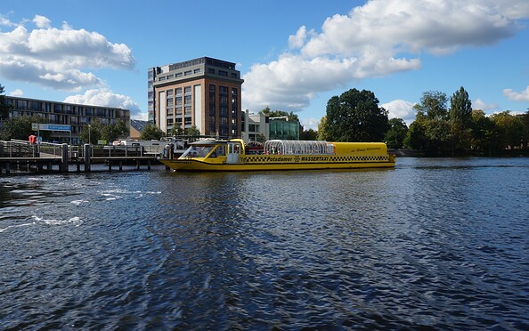 Potsdamer Wassertaxi, Foto: Jan Hoffmann, Lizenz: TMB-Fotoarchiv