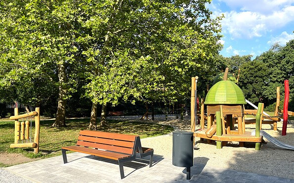 Sitz- und Spielmöglichkeiten, Foto: Natalie Schmidt, Lizenz: Tourismusverband Lausitzer Seenland e.V.