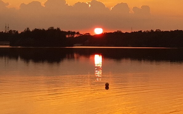 Sonnenuntergang am Waldbad Zeischa, Foto: Heiko Lorenz, Lizenz: Heiko Lorenz