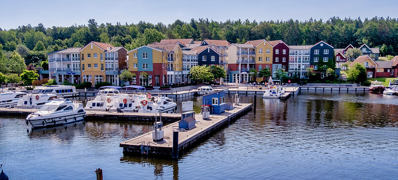 Steganlage am Sunday Resort Marina Wolfsbruch