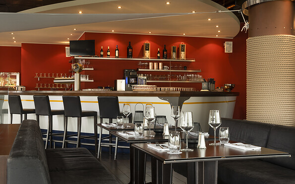 Bar, Foto: Sunday Resort Hafendorf Rheinsberg