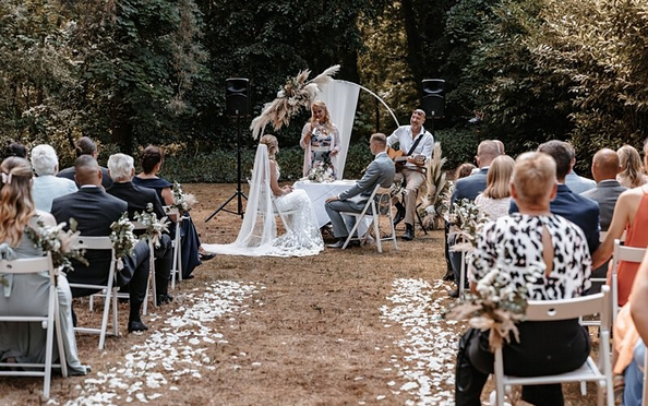 Restaurant Waldhaus Hochzeit Außen, Foto: Korinna Ziemer, Lizenz: Korinna Ziemer
