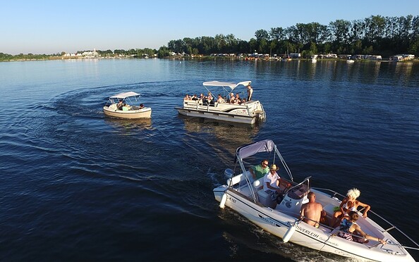 Motorboot von Cruiser Craft auf dem Geierswalder See, Foto: Cruiser Craft, Lizenz: Cruiser Craft