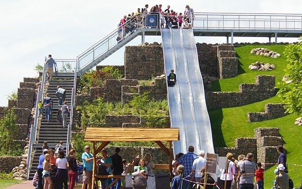 Riesenrutsche auf dem Spargel- und Erlebnishof Klaistow, Foto: Buschmann &amp; Winkelmann GmbH, Foto: Antje Winkelmann