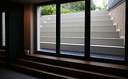 Bluetenviertel Caputh großer Vortragsraum Außentreppe, Foto: Nina Bungers, Lizenz: Nina Bungers