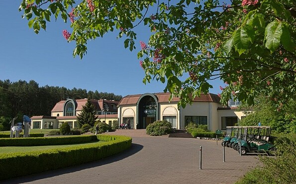 Außenansicht Hotelauffahrt