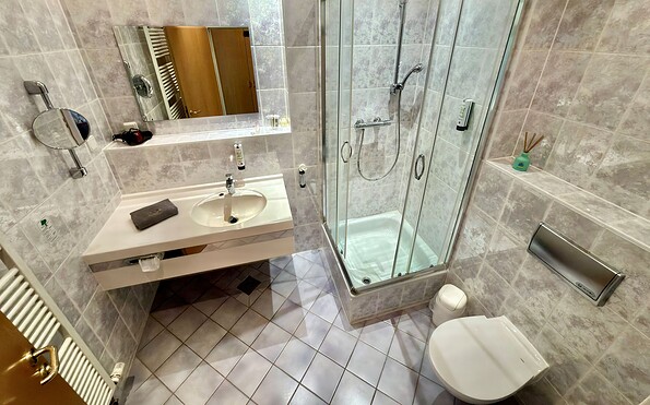 Bathroom with shower, Foto: Christina Iosifidou, Lizenz: Christina Iosifidou