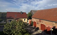 Ferienwohnung am Schlossberg Naugarten Hofansicht aus dem Fenster, Foto: Anet Hoppe