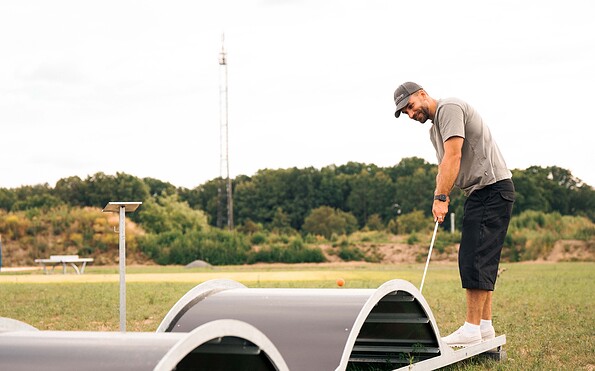 Mini golf on the leisure ground, Foto: n.crative studio, Lizenz: CARAVANSEREI
