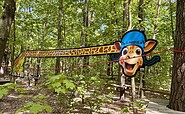 CLIMB UP! - Kletterwald Hennigsdorf - Klettern an der 7 m langen Giraffe im Dschungel-Park, Foto: CLIMB UP! - Kletterwelten, Lizenz: CLIMB UP! - Kletterwelten