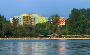 Aussenansicht mit Badestrand, Foto: AHORN Hotels &amp; Resorts, Lizenz: AHORN Hotels &amp; Resorts