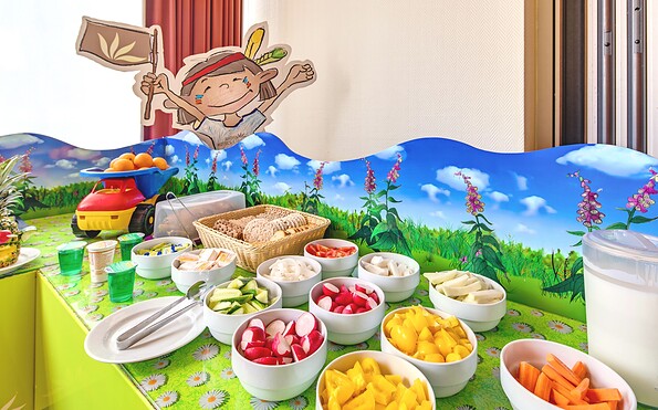 YOKI AHORN Kinderbuffet, Foto: AHORN Hotels &amp; Resorts, Lizenz: AHORN Hotels &amp; Resorts