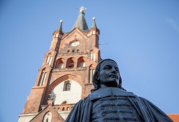 Paul-Gerhardt-Statue in Mittenwalde, Foto: Michael Zalewski, Lizenz: Landkreis Dahme-Spreewald