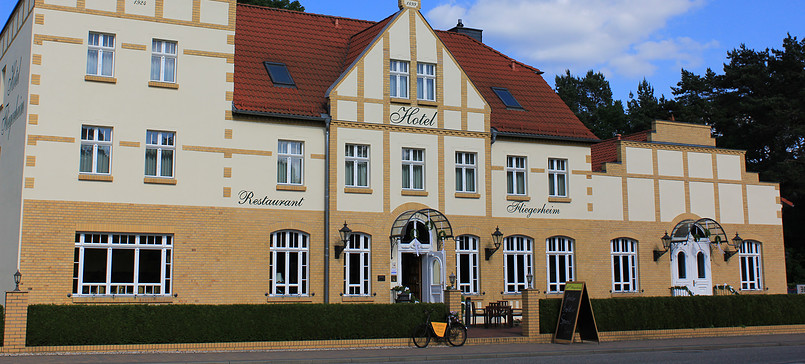 Restaurant im Hotel "Fliegerheim"