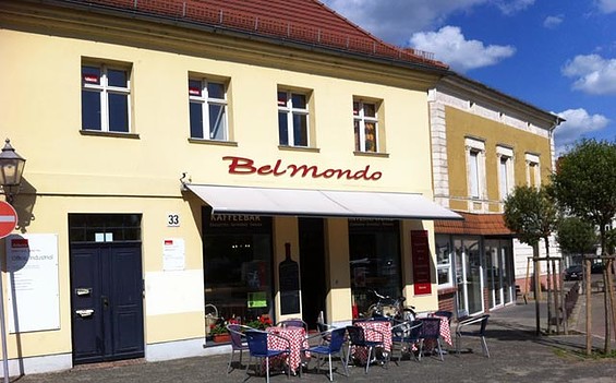 Wine shop & Bistro "Belmondo"