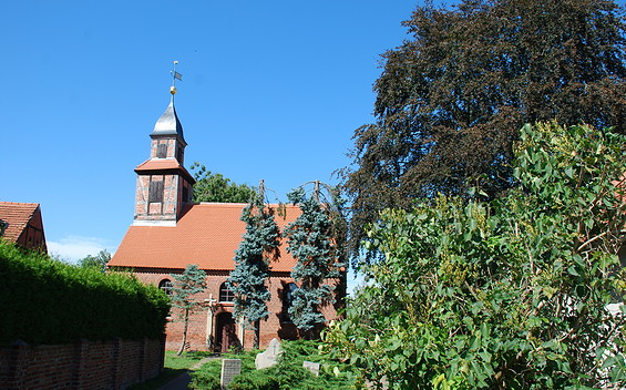 Kirche Wassersuppe, Foto: Tourismusverband Havelland e.V.