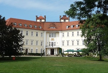 Schloss-Restaurant "Linari"