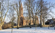 Dorfkirche Brodowin im Winter, Foto: TMB-Fotoarchiv/Steffen Lehmann