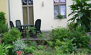 Innenhof mit Terrasse