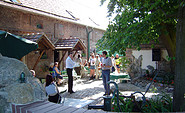 Gashaus &quot;Zur Oase&quot; - Biergarten, Foto: A. Schild