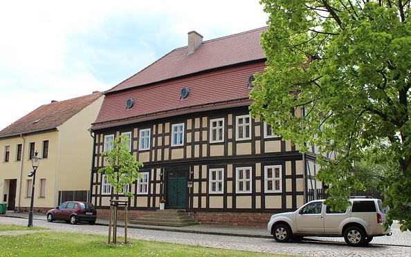 Baruth/Mark - denkmalgeschütztes Pfarrhaus, Foto: Tourismusverband Fläming e.V./A.Michel
