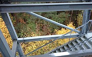Aussichtsturm im Herbst, Foto: Zweckverband LSB