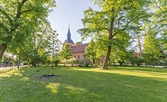 Kirche in Ribbeck, Foto: TMB-Fotoarchiv/Steffen Lehmann