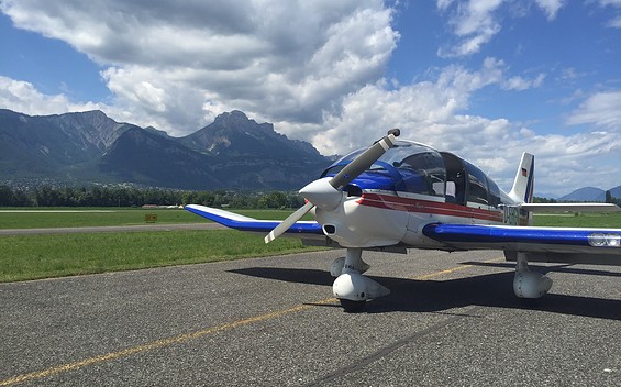Flugschule "Hans Grade" scenic and taster flights 