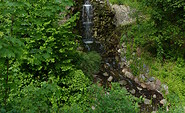 Kleiner Wasserfall im Lennépark in Frankfurt (Oder), Foto: Peter Gudlowski
