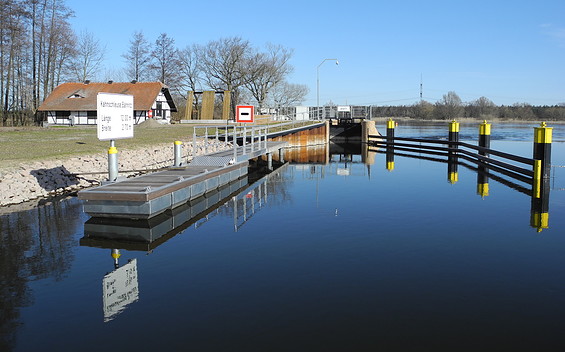 Bahnitz barge lock 