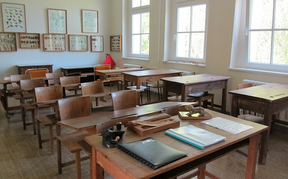 WaldKAuTZ Waldsieversdorf - Historisches Klassenzimmer