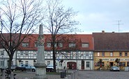 Die Postmeilensäule in Uebigau-Wahrenbrück, Foto: Stadt Uebigau-Wahrenbrück