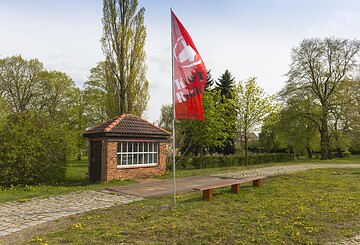 Kirche ohne Turm auf dem Dorfanger Gräbendorf