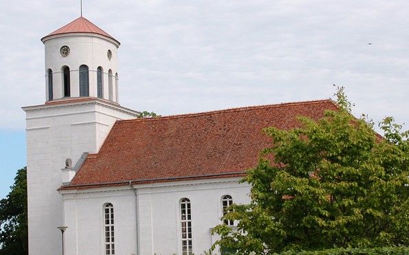 Schinkel-Kirche in Neuhardenberg