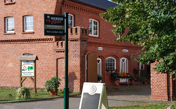 Derwitzer Vierlindenhof