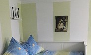 Schlafzimmer 2 in einer der Ferienwohnung Janik in Eichhorst, Foto: Fam. Janik