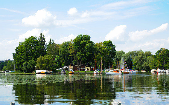 Potsdamer Seglerclub Wiking e.V. - liegt auf der Insel Obere Planitz © Christin Drühl