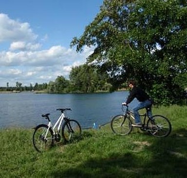 Lakes and Culture Cycle Path